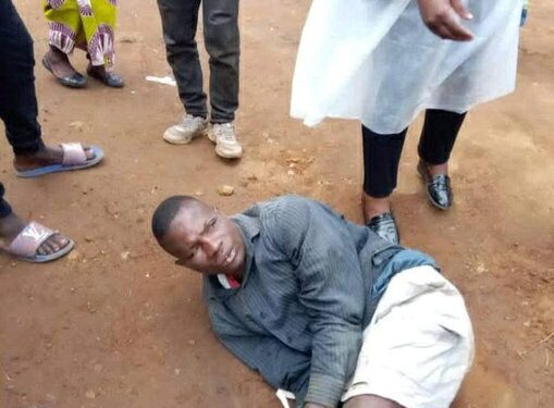 Coffin ⚰️ maker caught removing drips from Cholera patients in hospital to make sales