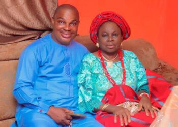 Lanre Ogundipe Extends Condolences to Oyo NUJ Chairman Over Mother’s Passing