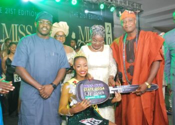 19-Year-Old LAUTECH Student Wins Miss Oyo 2024, Receives Hummer h3 SUV Jeep