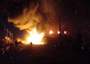 Fire Guts Araromi Spare Parts Market in Ibadan, Properties Worth Millions Destroyed (VIDEO)