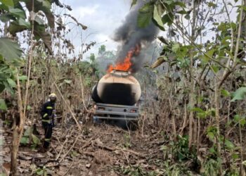 Petrol Tanker Carrying 45,000 Litres of Fuel Catches Fire in Ibadan