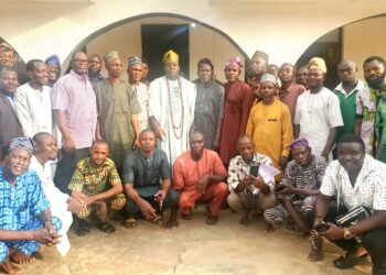 LAUTECH: Aseyin Holds Stakeholders’ Meeting, Warns Estate Agents Against Extorting Students